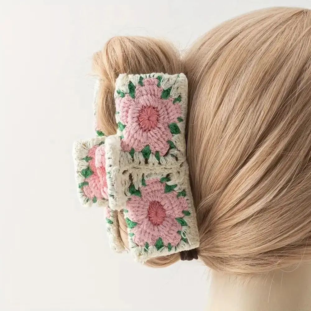 

Flower Floral Knitted Crab Clip Strawberry Hollow Out Embroidered Crochet Shark Clip Colorful Headwear Bohemian Style Hair Claw