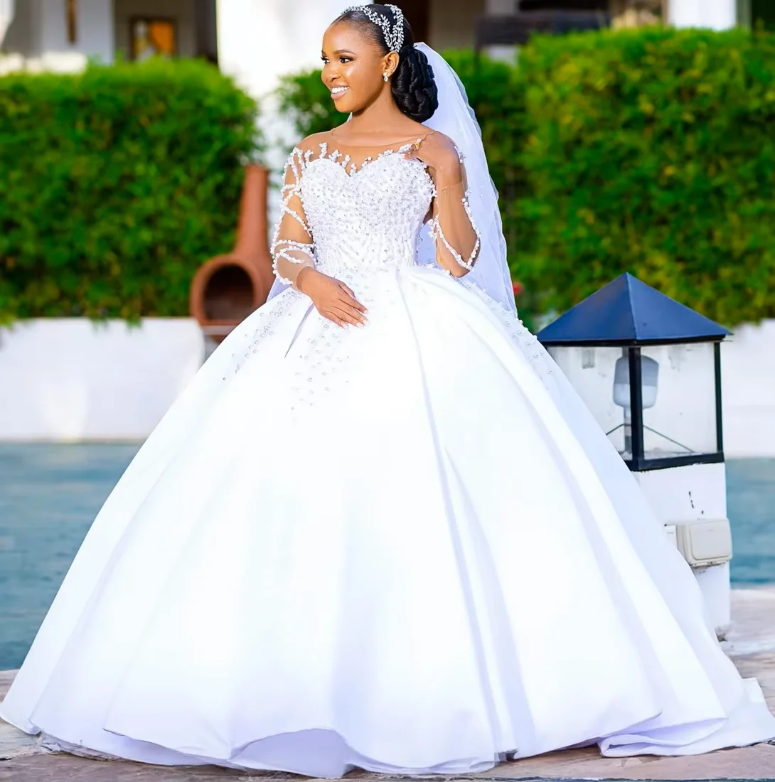 Shinny Pearls Sweetheart Wedding Dress Long Sleeves Satin Puffy Retro Princess Church Bridal Gown Bride Dresses Arabic Dubai