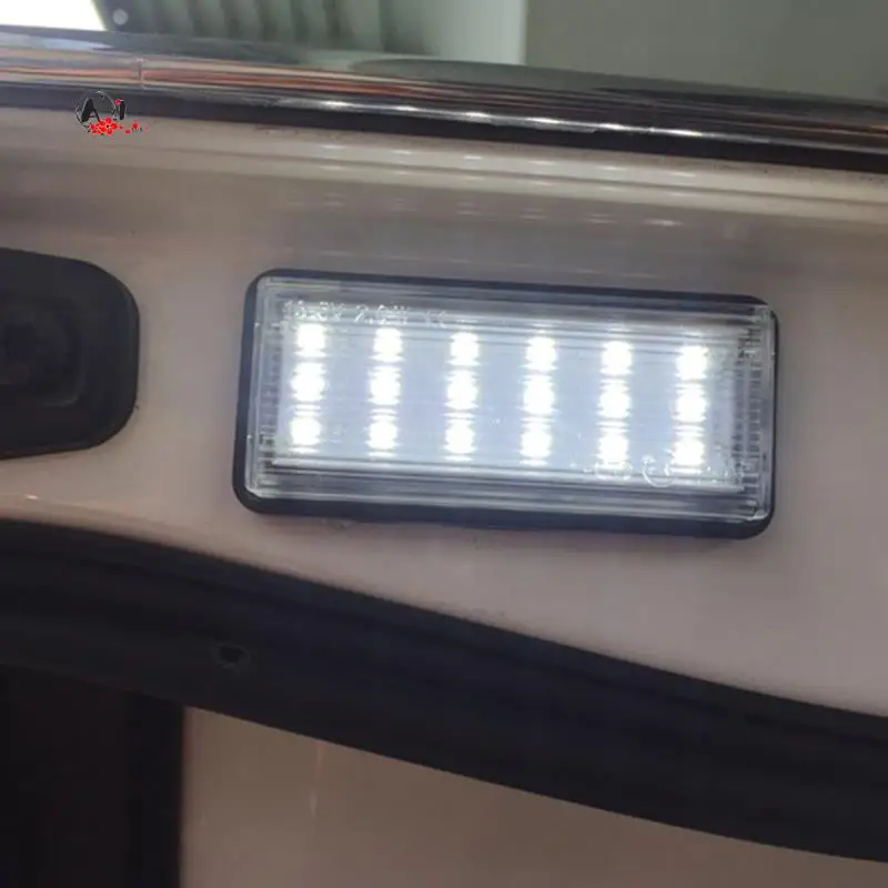 A10E-Car License Plate Light License Plate Light For Toyota Land Cruiser / Lexus Gx470 81270-60330