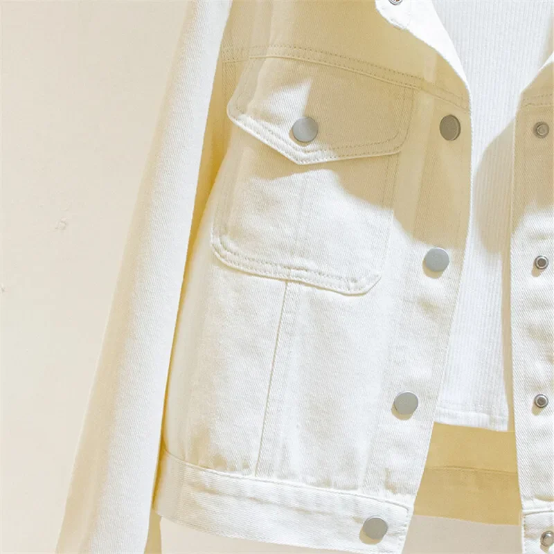 Koreaanse Mode Beige Denim Jas Vrouwen Slanke Korte Cowboy Bovenkleding Herfst Grote Zak Casual Jeans Jas Vrouwelijke