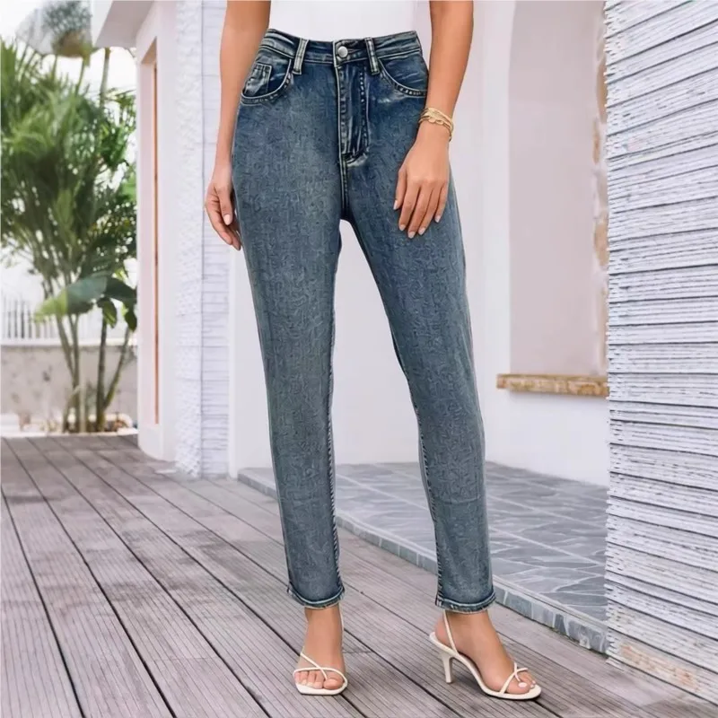 Frühling und Herbst Neue Damenjeans Einfache Elastische Modische Lockere Gerade Hose Exquisite und Stilvolle Blaue Hose