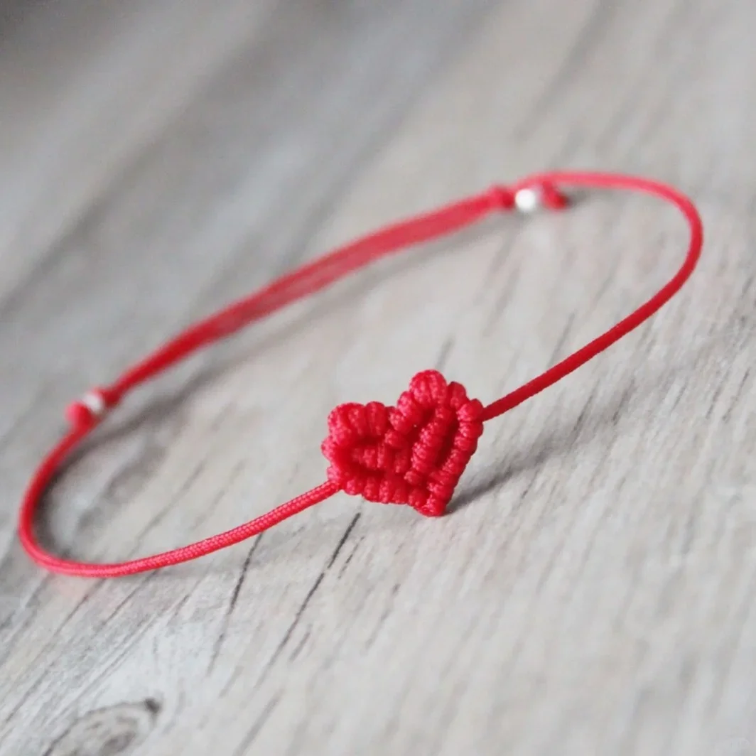 Pulsera de cuerda de corazón negro y rojo, joyería hecha a mano ajustable, regalo de amistad, hermana y amiga, pareja