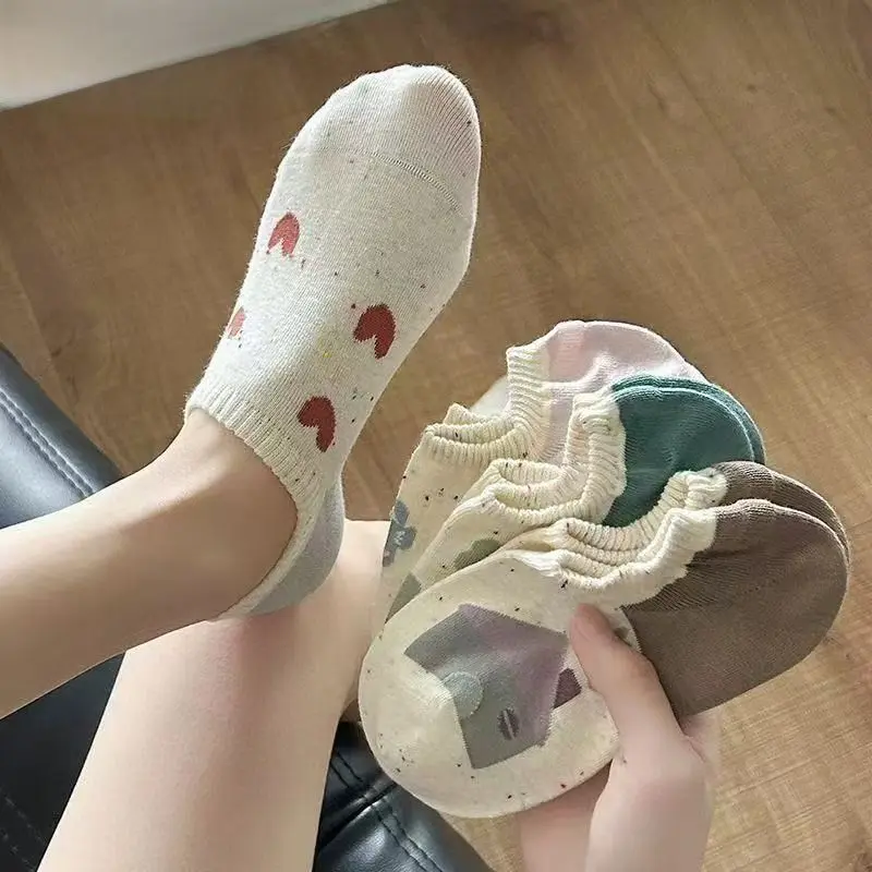 8 Paar Sommer neue dünne, atmungsaktive, schweißabsorbierende, rutschfeste, unsichtbare kurze Socken, atmungsaktive und niedliche Bootssocken mit flachem Mund