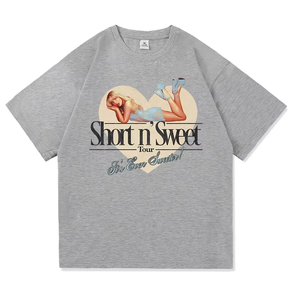سابرينا كاربنتر قصيرة N 'الحلو جولة 2025 تي شيرت موضة المرأة الجمالية تي شيرت تقليدي المرأة تي شيرت #4