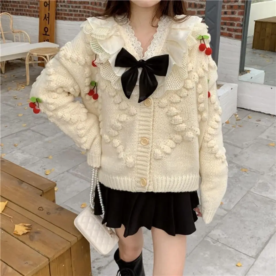 2024 Autumn New Cherry Decoration Knitted Sweater Women Fashion Printed Embroidery Cardigans Sweater Women Short Sweet Coat