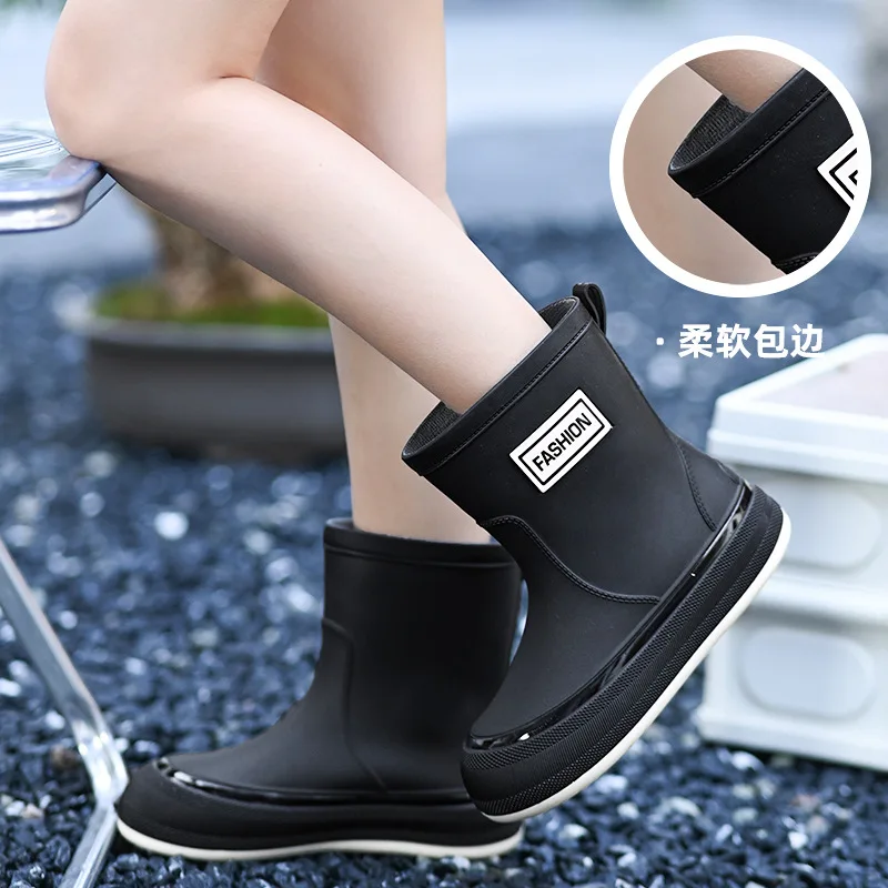 New Style Rain Boots Women Medium-length Thick-soled Waterproof Boots Non-slip Student Outer Wear Fashionable Rain Boots Women