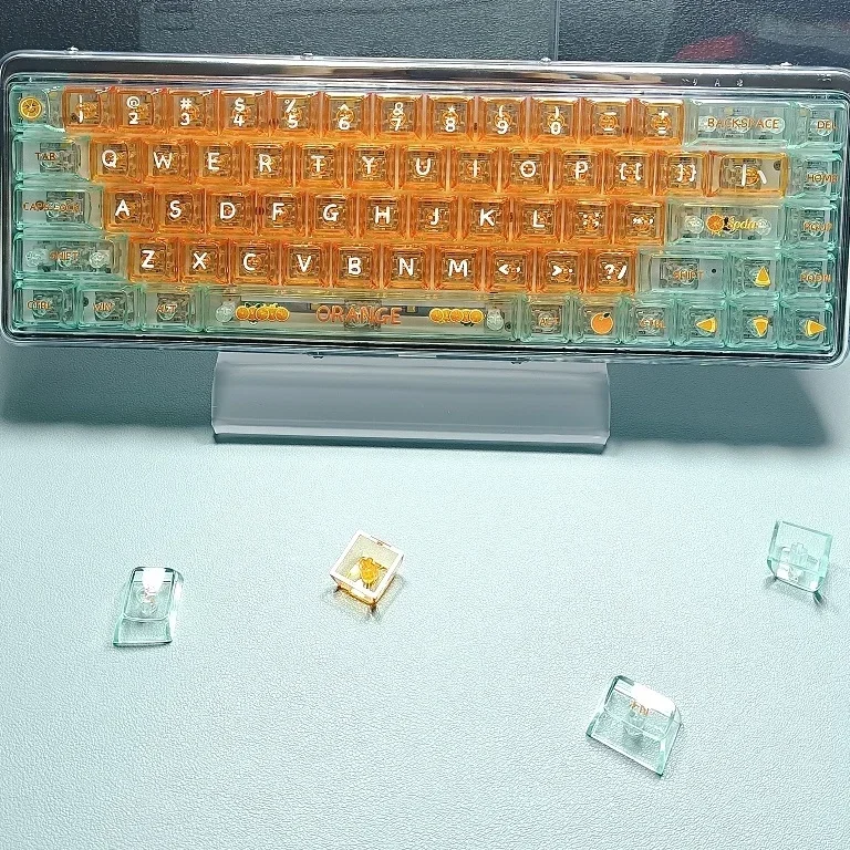 Fresh orange theme keycap CBSA height small full set of 132 keys 68/75/82/98/104