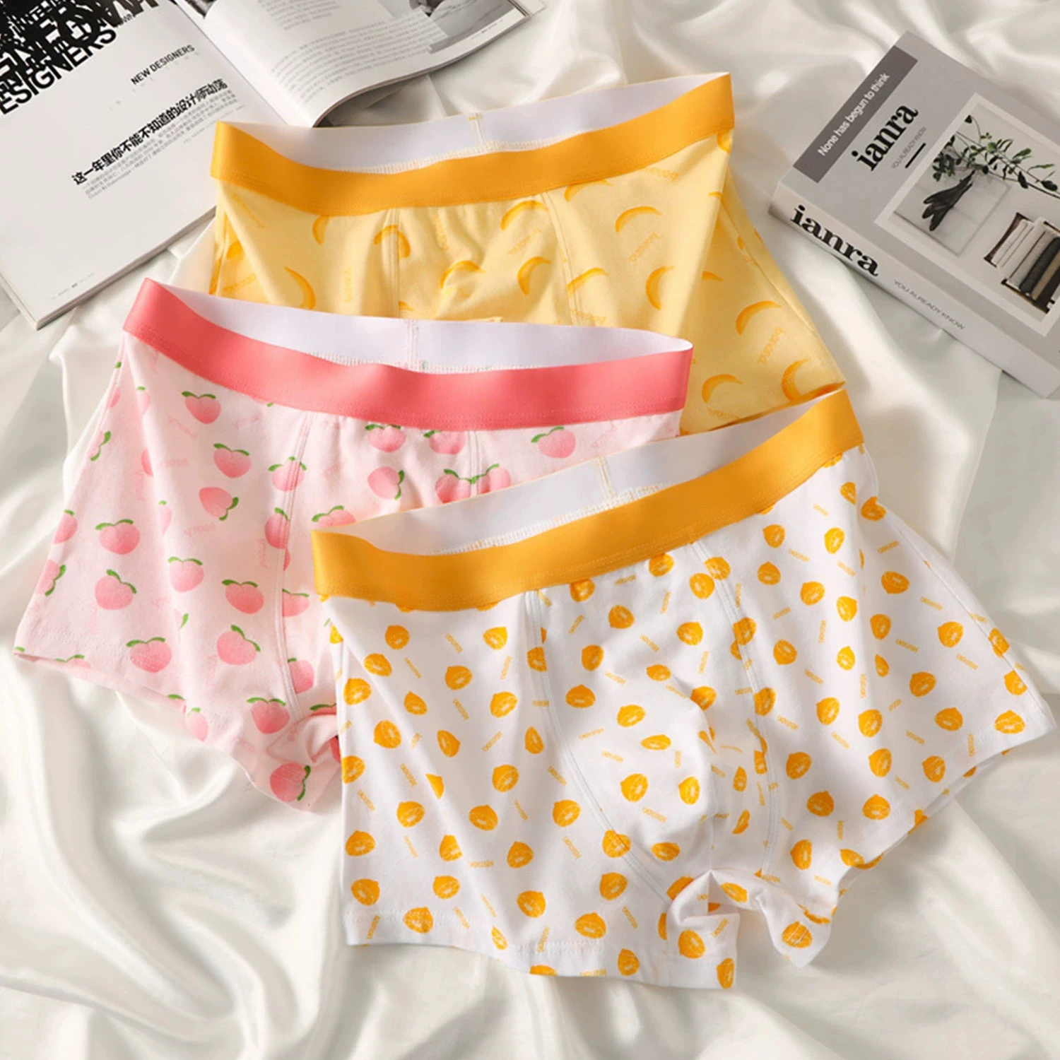 【3pcs】Celana Dalam Pria Warna Pink Buah Celana Boxer Anak Laki-Laki dengan Cetakan Personal Celana Dalam Pinggang Sedang Tipis Katun Tanpa Jahitan