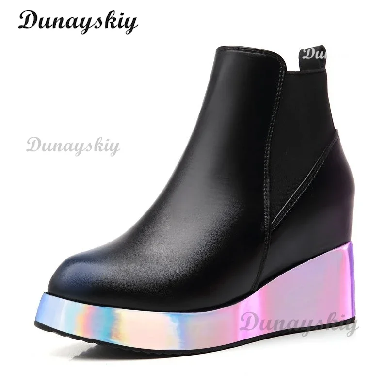 مجموعة كاملة من أزياء CosplayLeague of Legends KDA Seraphine التأثيرية مع شعر مستعار وأحذية وأقراط (زي KDA Pop Star الرسمي لـ Wo