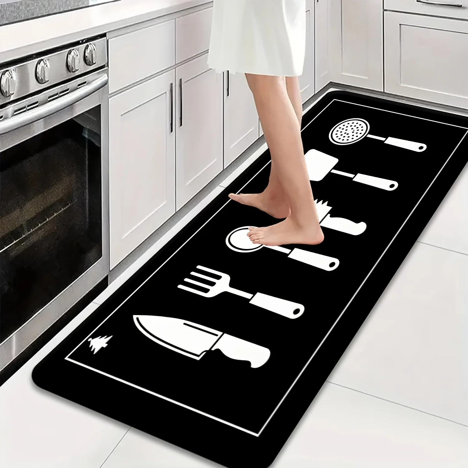 Black and White Kitchen Utensil Print Kitchen Mat, Non-Slip Washable Durable Runner Rug for Kitchen,Bathroom,Room and Home Decor