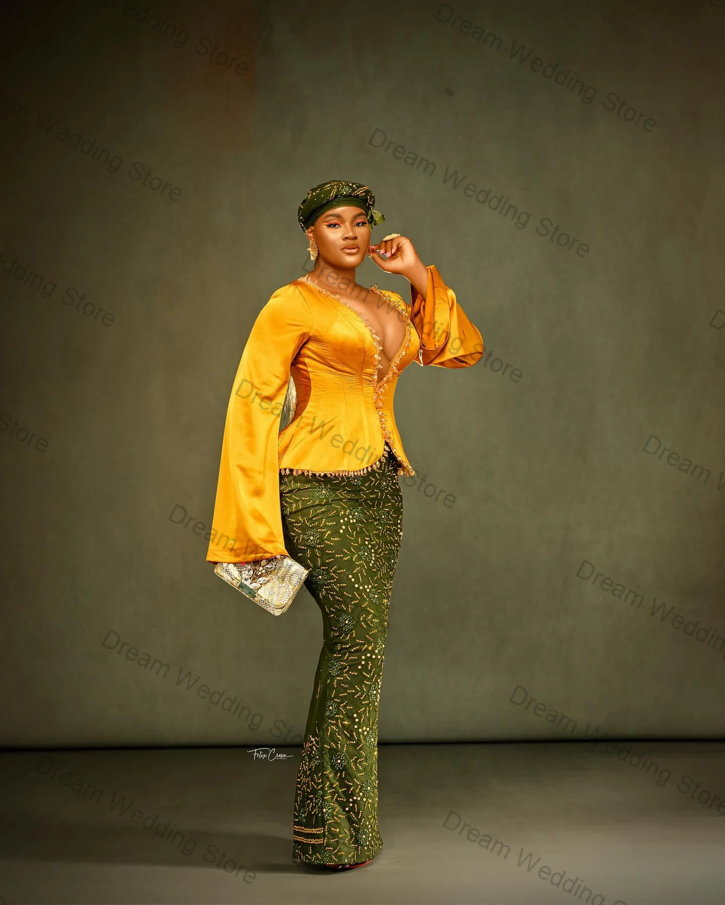 

Luxury Women Suit Skirt Set 2 Pcs Beaded Blazer+Prom Dress Shiny Formal Office Lady Jacket Customized Wedding Tuxedos Party Coat