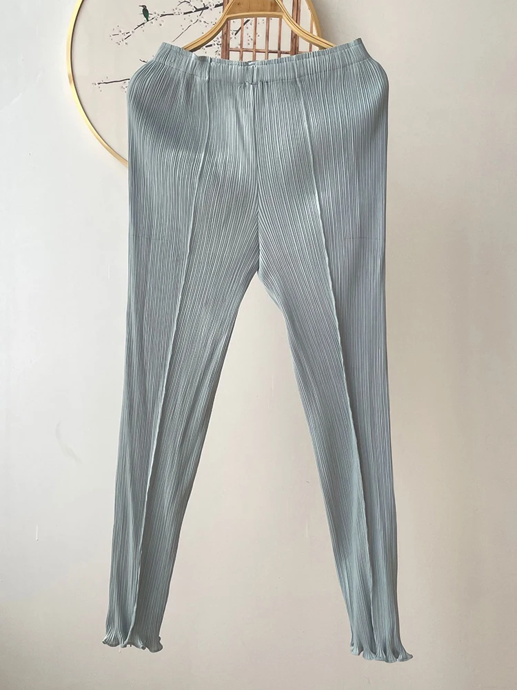 GVUW-Pantalon fendu plissé pour femme, taille élastique, champignon, document mince, polyvalent, nouveau crayon de simplicité, fj17G7950, 2025