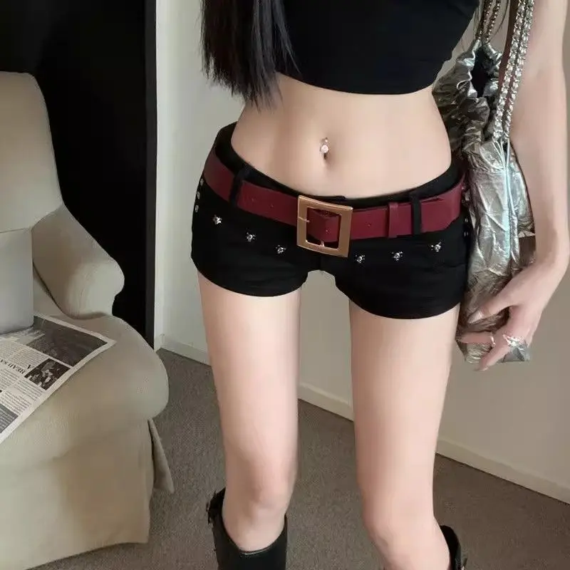 

Y2K джинсовые шорты с заклепками в американском стиле для женщин, летние новые черные сексуальные ультра короткие брюки для девочек, европейская уличная одежда