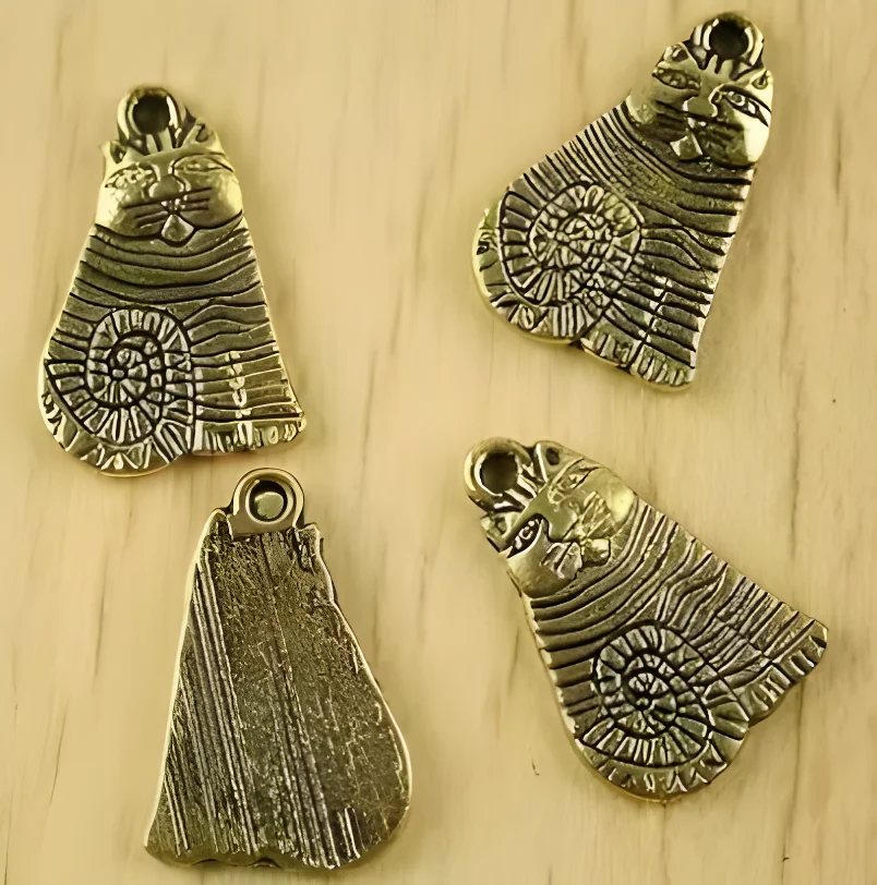 

15pcs 20x14mm Alloy matel cute pendants HWH2219 / 1913