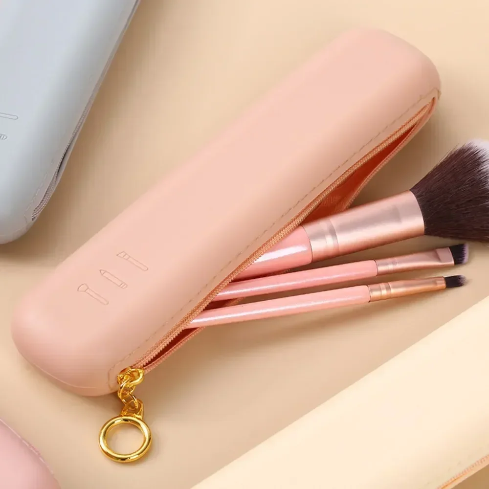 Sdotter Travel Makeup Brush Holder Silicone Cosmetic Brushes Bag Portable Makeup Sponge Case Waterproof Makeup Organizer for Tra