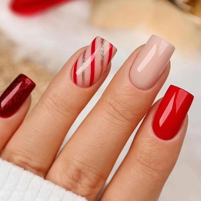 24Pcs Coffin Christmas Handmade Press on Nails Snow Tree Design Santa Claus False Nails New Year Fake Nails Red French Nail Art