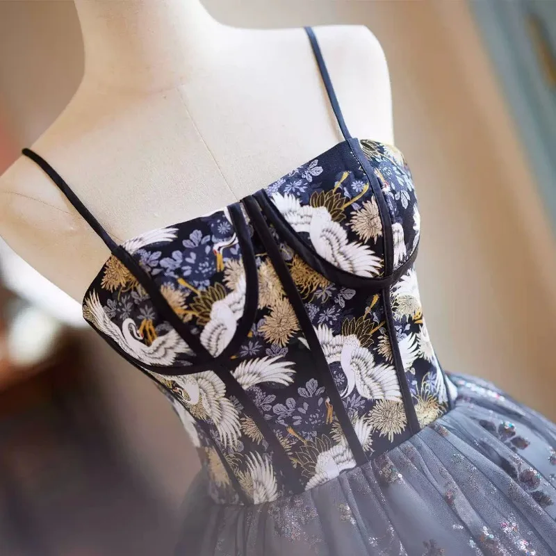 abito-da-sera-francese-2026-nuovo-stile-di-nicchia-di-alta-gamma-corto-con-bretelle-per-feste-e-compleanni-stile-principessa-elegante