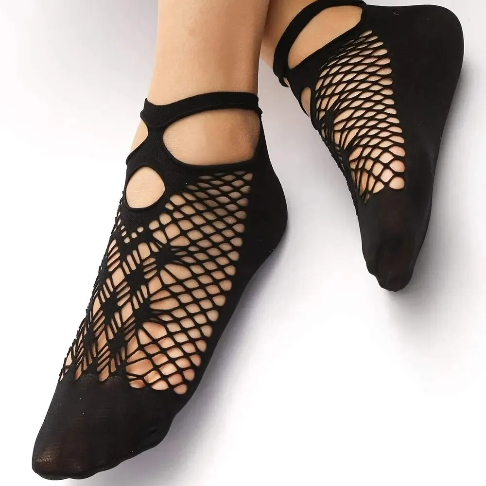 5 Pairs Vintage Lace Women\'s Socks Summer Mesh Elastic Transparent Ankle Socks Lolita Women\'s Versatile Fishing Net Black Socks