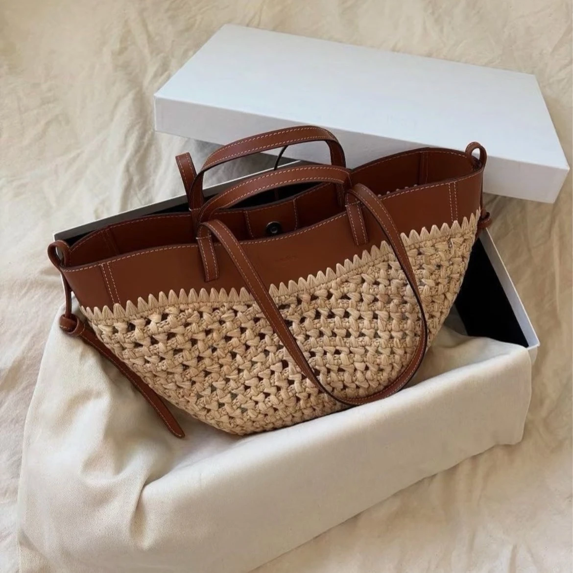 Beach Vacation Large Size Ladies Handbag Raffia Hand Woven Bag Tote Bag For Women for Girl Gift