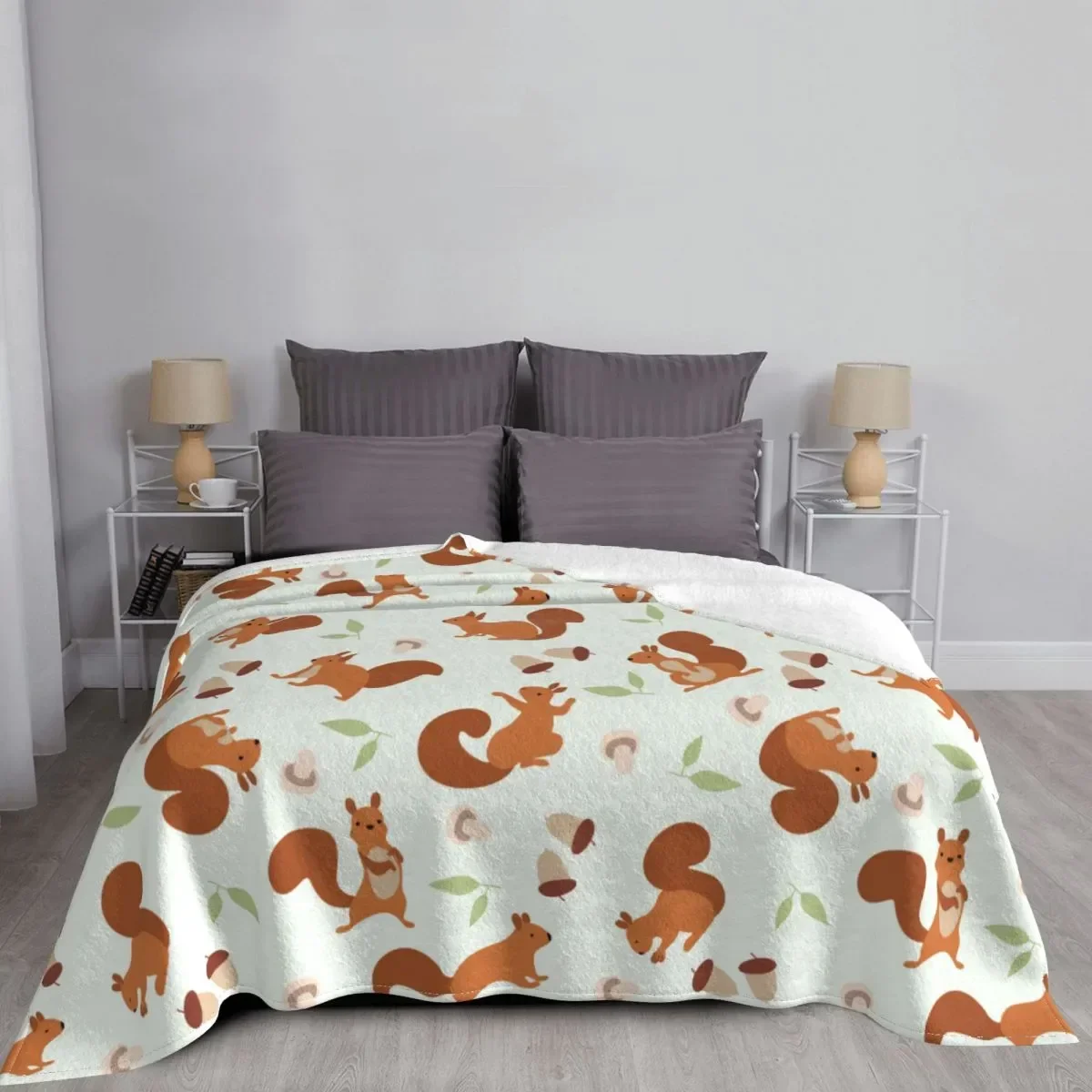 Cartoon Cute Animal Squirrel Blankets Flannel Spring Autumn Multifunction Soft Throw Blankets for Bedding Office Bedding Throws