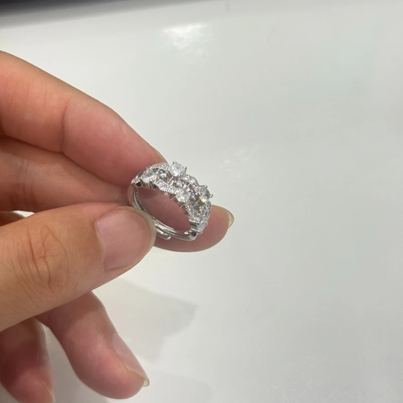 Actor's Edition - 2026 New Italian Matte Finish Violin Lace Mesh Lightweight and Simple Elegant Multi-Complimenting Hollow Ring
