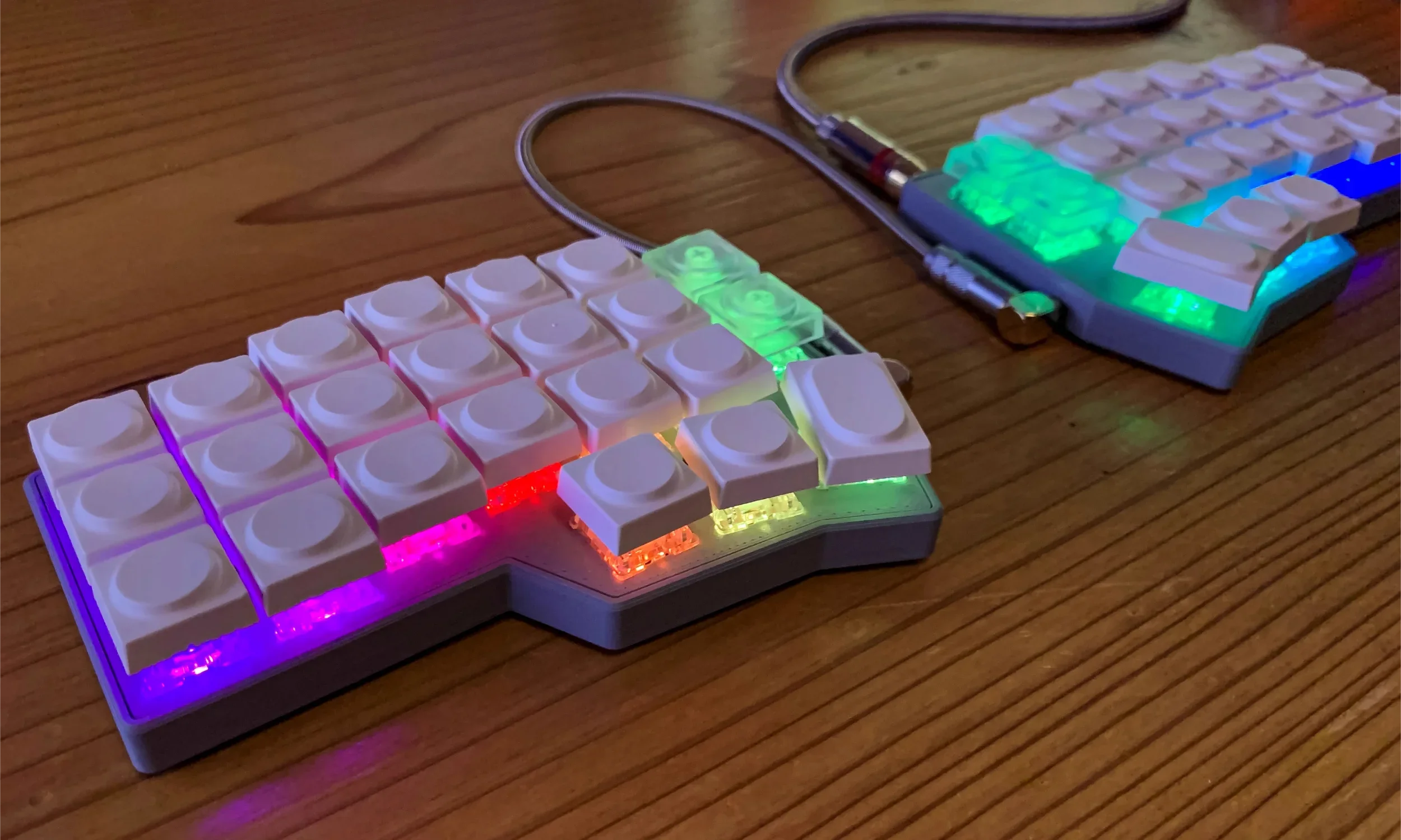 ECHOME CorneV4 Choc Low Profile Split Keyboard Kit Custom VIA RGB Wired Split Horn Keyboard Kit Mechanical Keyboard Accessories