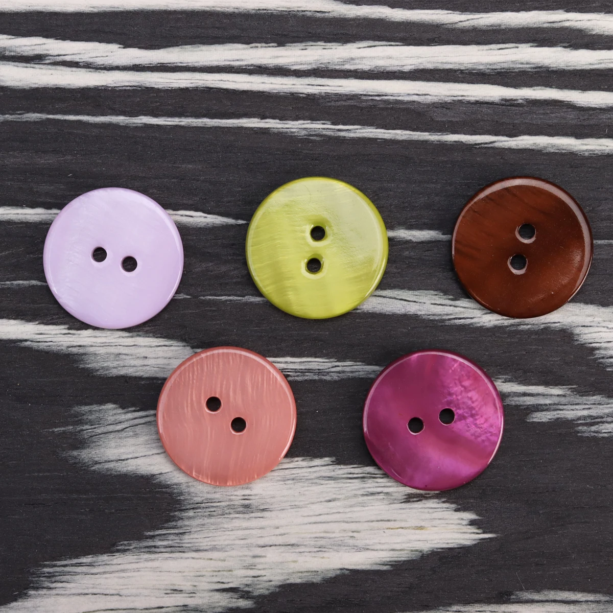 6pcs Colorful Real Shell Made Buttons For Clothing Spring Summer Two Hole Sweater Knitting Accessories Cute Children Knitwear