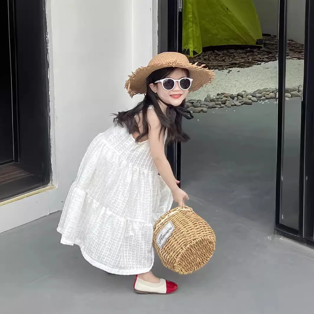 Korean Version 2024 New Girl Fashion White Sleeveless Fresh and Sweet Cake Holiday Dress Trend Kids Dresses for Girls