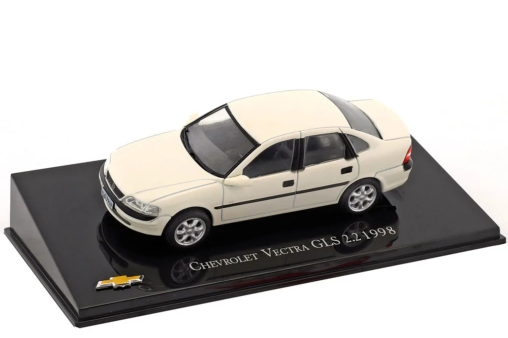 New 1:43 Scale   Vectra GLS 2.2 1998 Diecast Car Model For Collection Gift