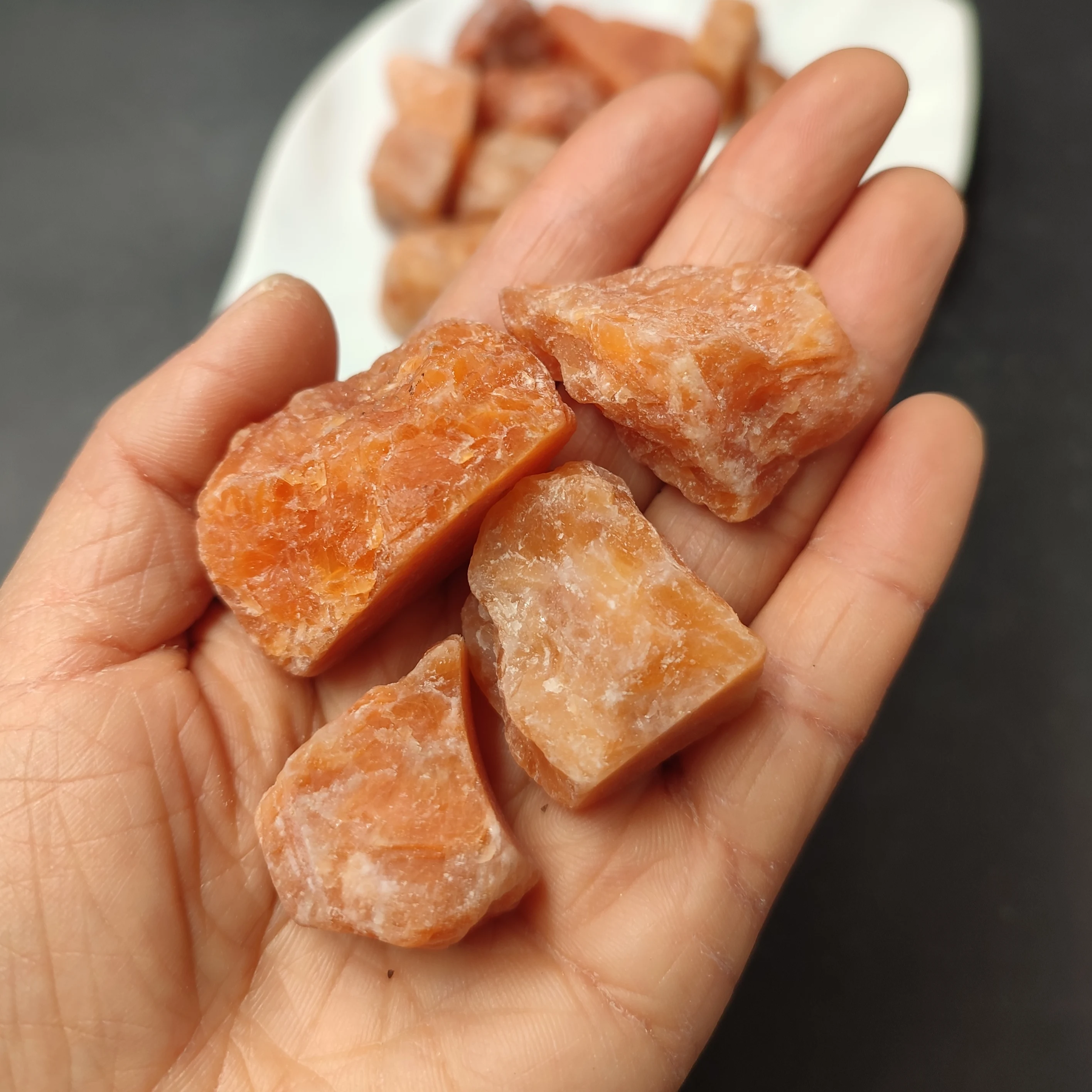 1pc Natural Sunstone Raw Stone Rough Quartz Crystal Energy Mineral Specimen Home Decoration Ornaments 2-4cm