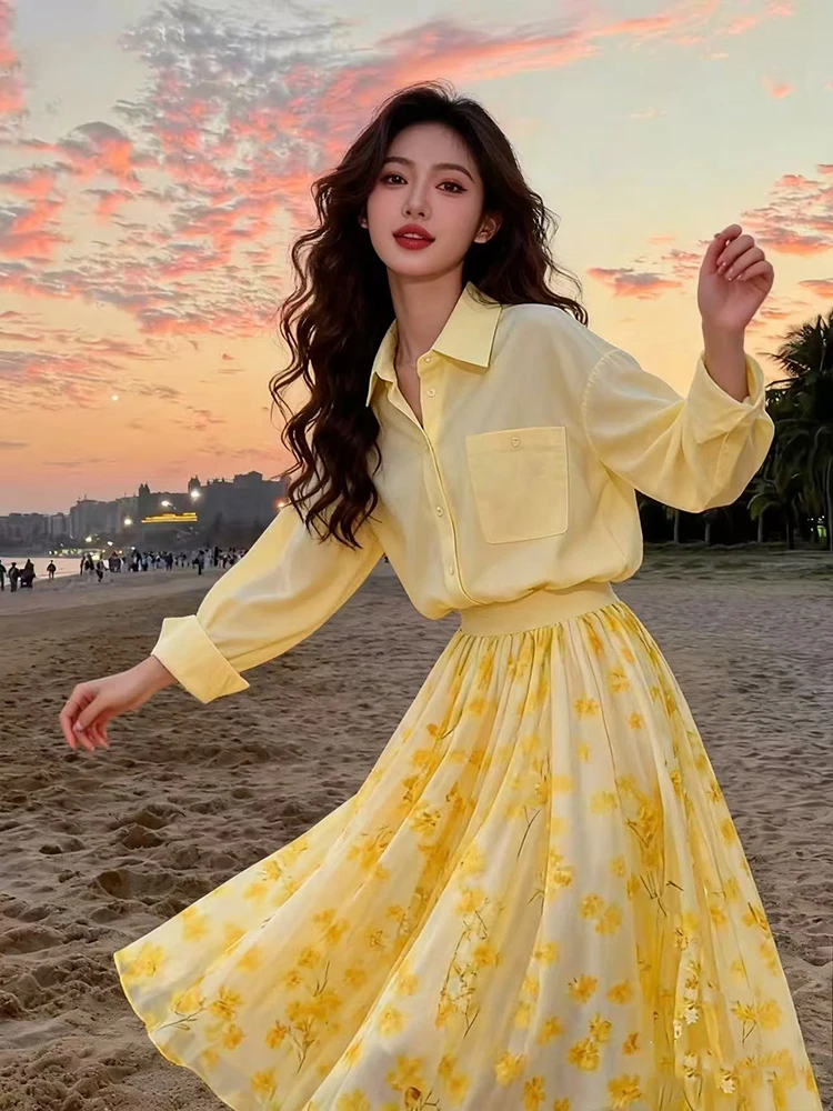 

Dopamine Yellow Collared Sun Protection Shirt High Waist Floral Halter Skirt Travel Outfit Two Piece Set Women's Fashion Summer