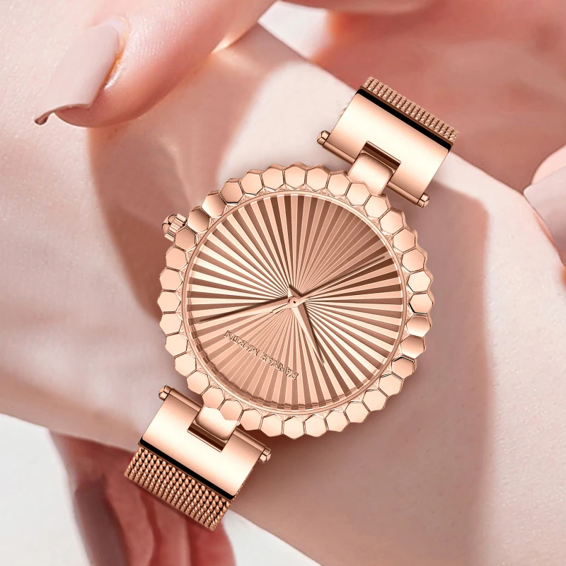 HANNAH MARTIN 1571 nouvelle mode lumière luxe cadran solaire étanche montre-bracelet à Quartz en acier inoxydable maille bracelet dames montre