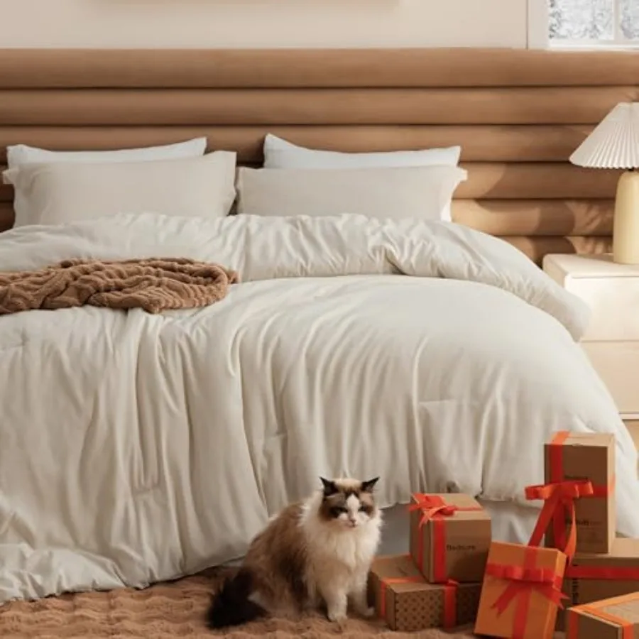 

Comforter Set - Beige Soft Bedding for All Seasons Cationic Dyed Bed Set 3 Pieces 1 Size Comforter 104"x96" and 2 Pillow Shams