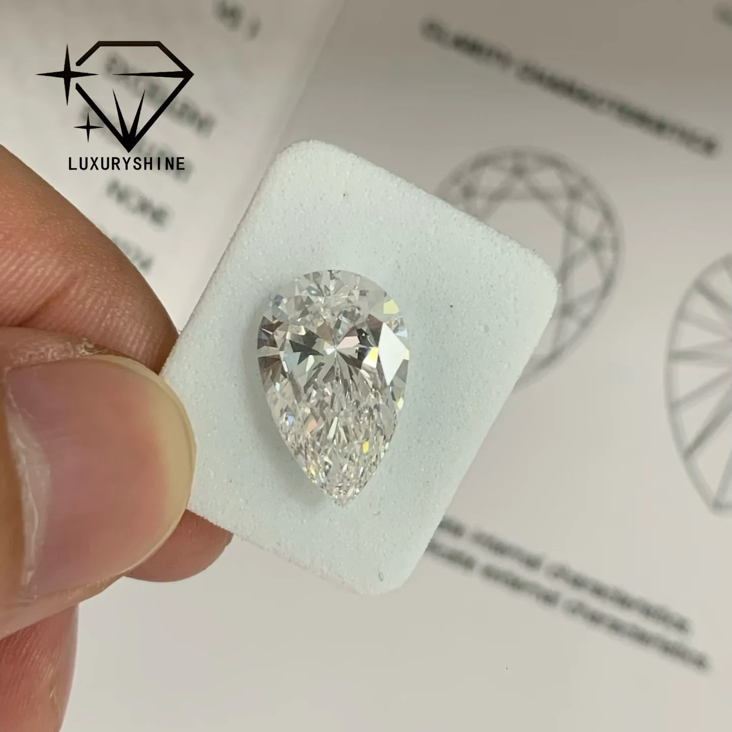 

LuxuryShine VVS2-VS1 Lab Grown Diamond Loose Diamonds Pear brilliant Cut D-F Color With IGI Certificate
