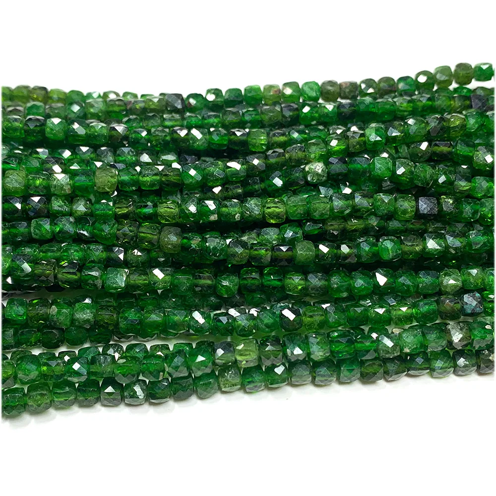 Veemake Natural Dark Green Chrome Diopside Irregular Faceted Cube Beads 08096