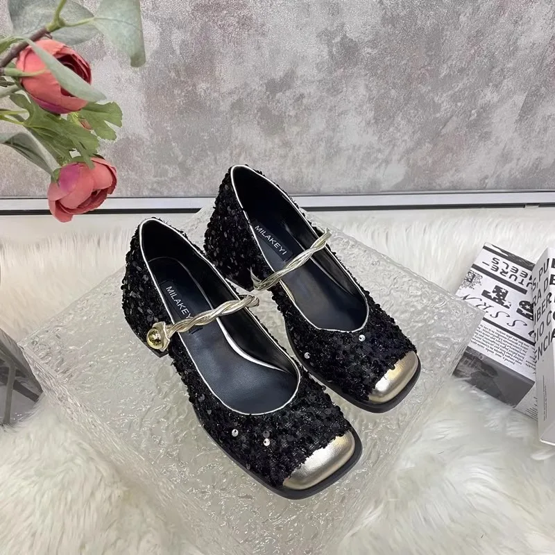 2024 Wiosna i jesień Chunky Heel Square Head Single Shoe Sequin Small Fragrant Wind Womens Shoes Shallow Mouth Mary Jane Shoes