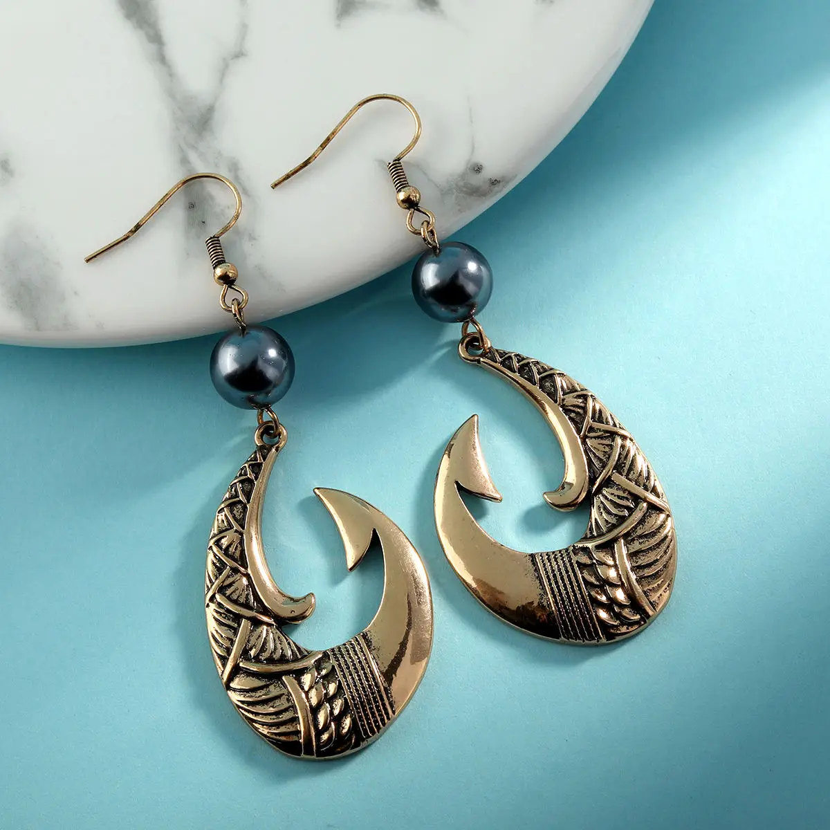 Hawaiian Maori Polynesian Style Fish Hook Earrings with Shell Pearl Vintage Gold Plated Island Jewelry Free Shipping