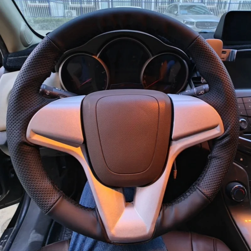 

Плетеный чехол на руль автомобиля, ручное шитье из натуральной кожи для Chevrolet Cruze 2009-2014 Aveo 2011-2014, автомобильный аксессуар