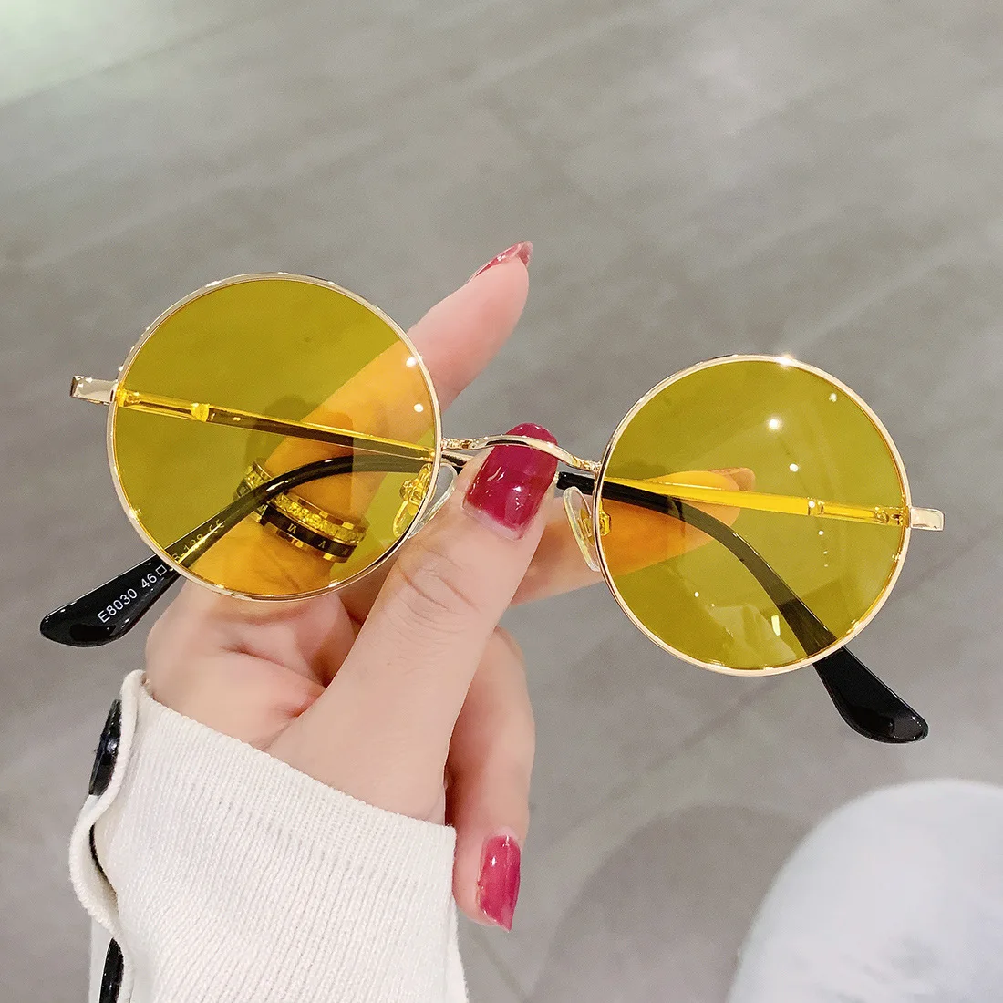 RUOBO Colorful Polarized Round Brand Designer Metal Frame Sunglasses Eyewear For Men and Women Driving Outdoor Sun Glasses UV400