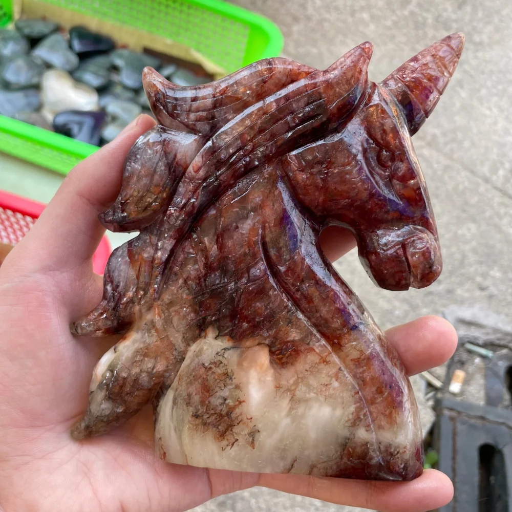 12cm Natural Red Fire Quartz Hematoid Unicorn Carving Crystal Healing Reiki Tone Home Decor Carved Healing Stone Energy Gem