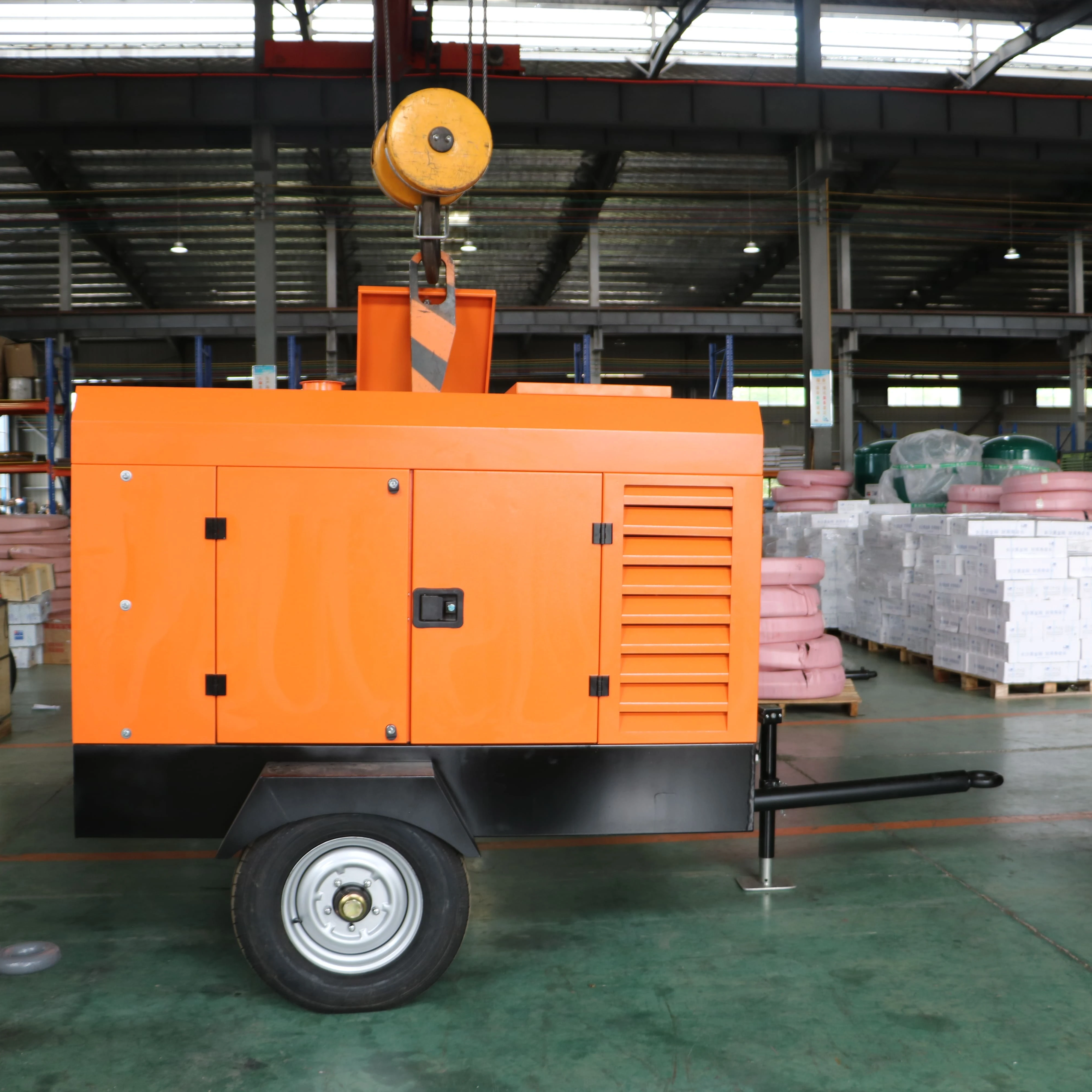 ضاغط هواء ديزل محمول 10 بار 10 م 3 / دقيقة للتعدين والبناء