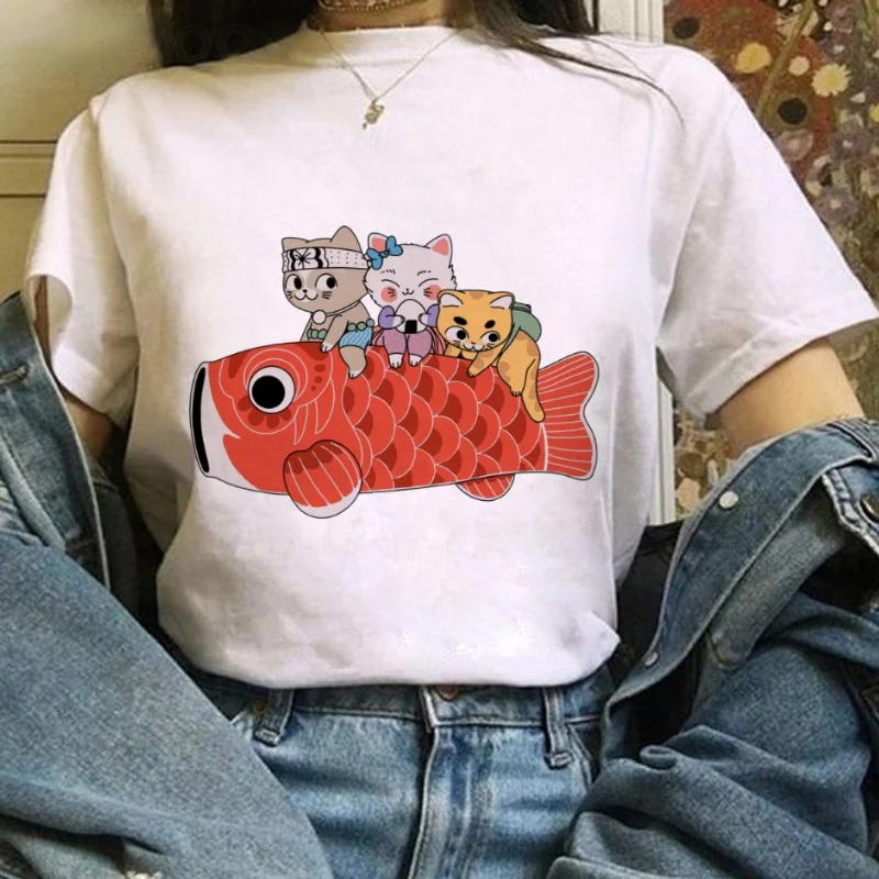 

Женская японская футболка с коротким рукавом и круглым вырезом с рисунком кота конькобири, повседневная одежда с героями мультфильмов, женская модная футболка с принтом