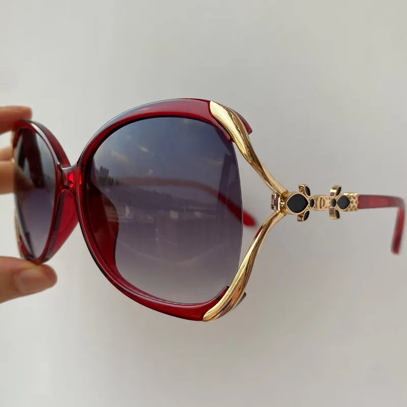 

Fashion Sun Glasses Elegant Temperament Anti-UV Spectacles Oversize Frame Eyeglasses Adumbral Google Women Sunglasses