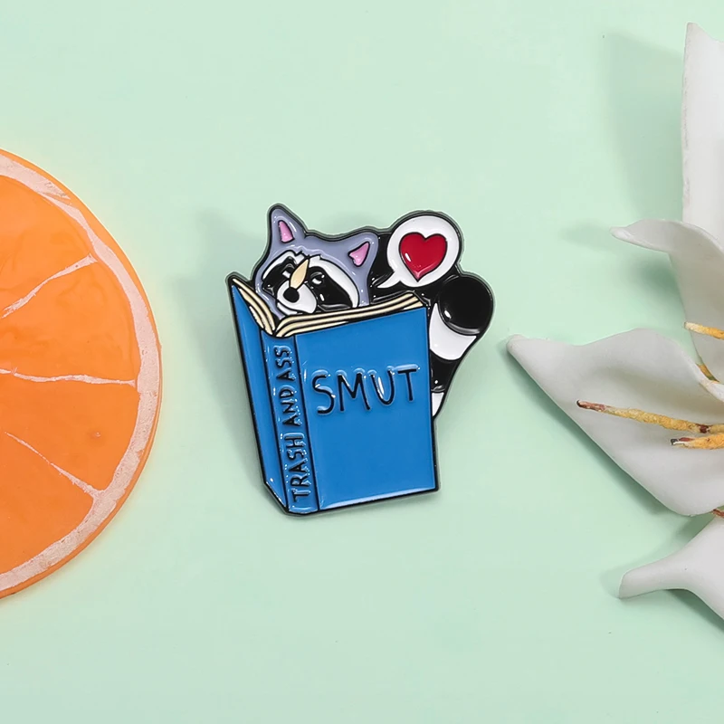 Raccoon Reading Book Enamel Pins Cute Cartoon Animal Brooches Lapel Badge Backpack Fashion Accessories Gift for Kids Friends