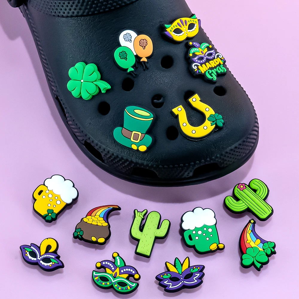 Dijes de zapatos del Día de San Patricio para mujeres y hombres, decoración de zapatos de trébol de cuatro hojas, regalo de fiesta, hebilla,