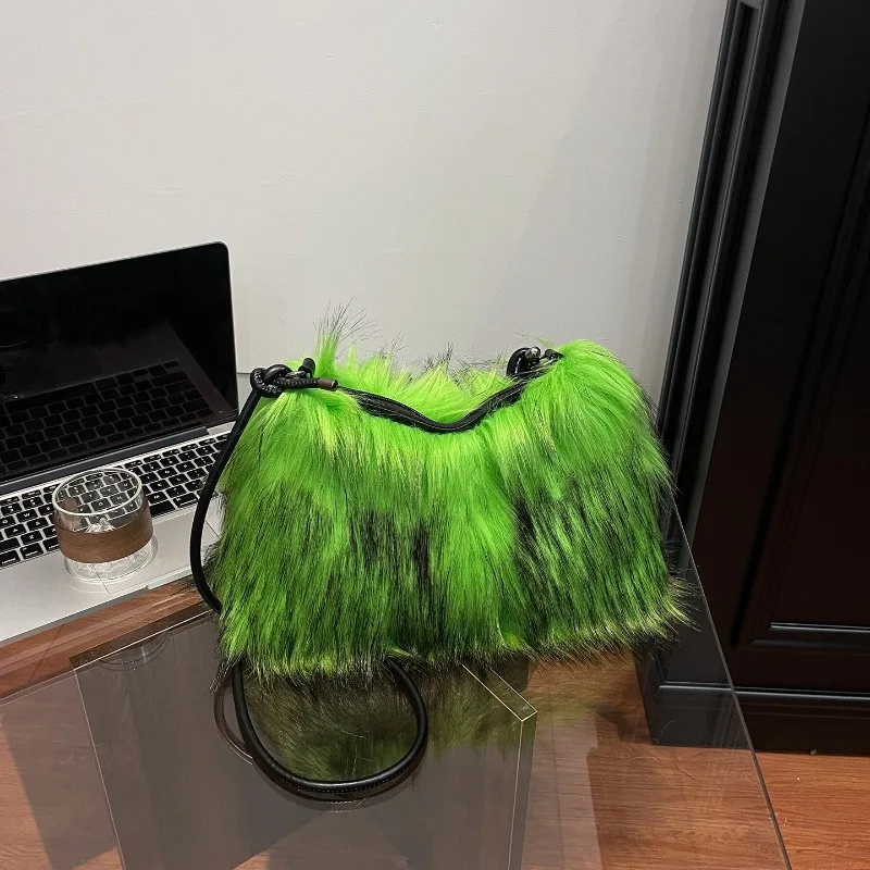 

Фланелевые зимние новые повседневные сумки-тоут с градиентом цвета, универсальные сумки большой вместимости 2025 года, лидер продаж для женщин, дорожные сумки на плечо