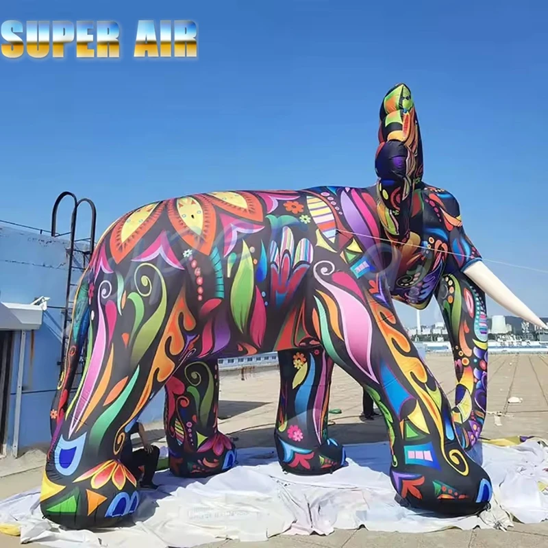 Elefante inflable gigante de 2,5 mH con patrón colorido, mascota animal de la selva, evento, decoración para discoteca, publicidad