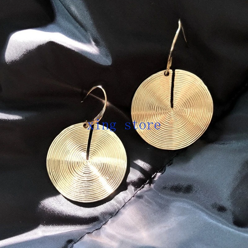 

2024 Fashion New Retro Style Round Exaggerated Design Women's Earrings