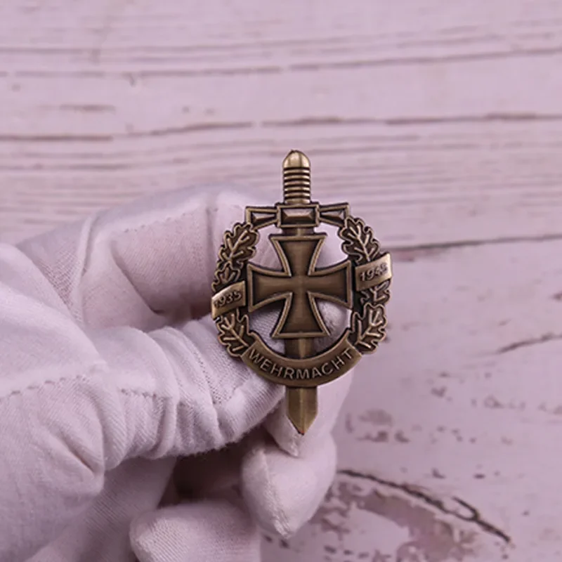 German Air Force Iron Cross creative Badge Metal Pin for Clothes Coat Dress Lapel Jewelry Men Women Accessory Gift - view 2
