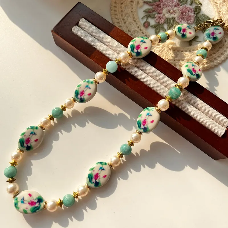 

Retro Chinese Style Rich Printed Porcelain Ceramic Beads Pearl Tianhe Stone Round Bead Strand Necklace Bracelet Sweater Chain